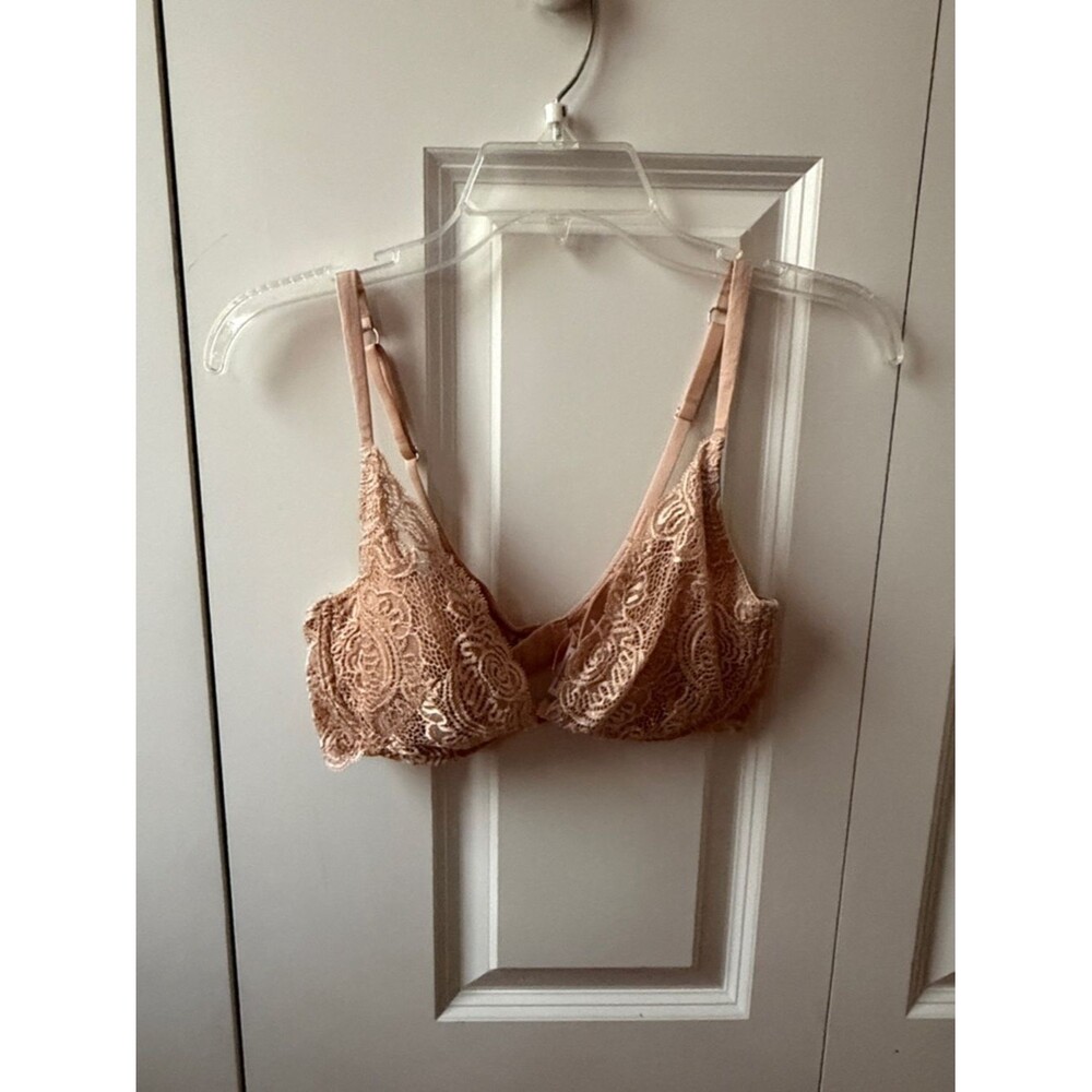 Victoria's Secret Very Sexy Lace No Padding Push-up Bra Size 34D